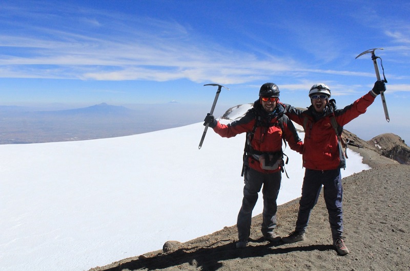 Iztaccihuatl-Popocatepetl